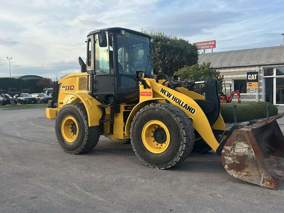 New Holland W 110 B Foto 1