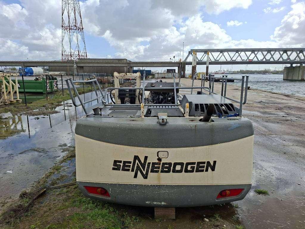 Sennebogen 830E K17(only upperstructure with damaged cabin) Foto 3
