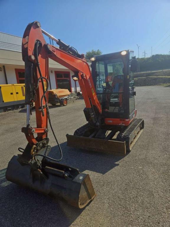 Kubota U27-4 Foto 1