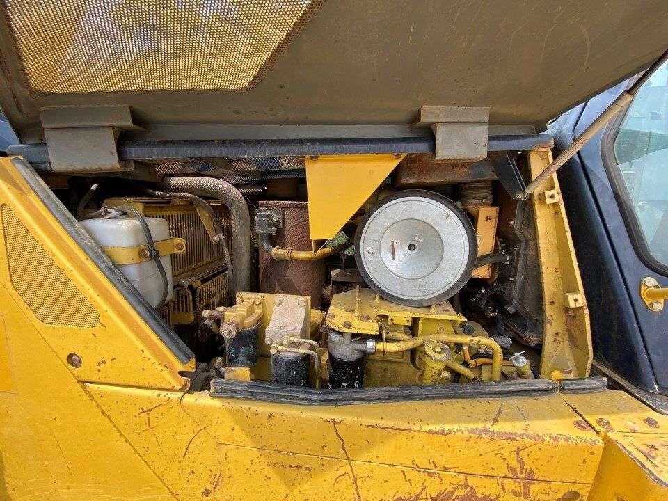 Komatsu D155A-3 Foto 16