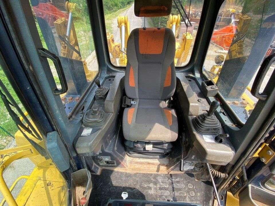 Komatsu D155A-3 Foto 7