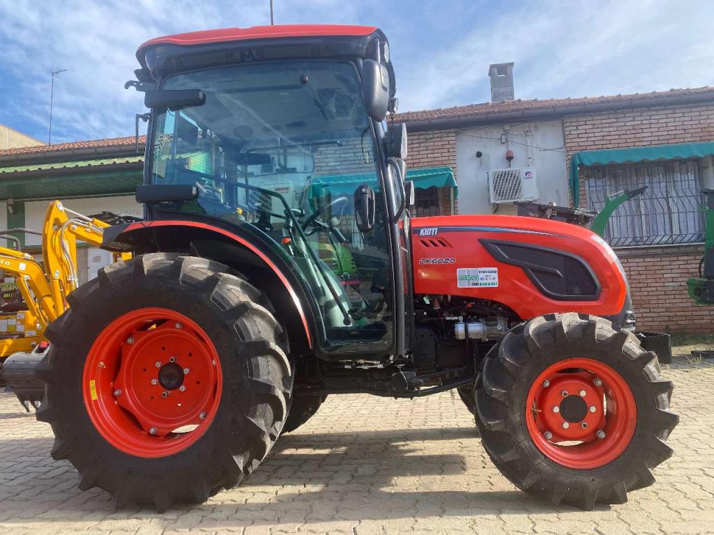 Kioti DK 6020 CABINATO - RUOTE TRACTOR Foto 4
