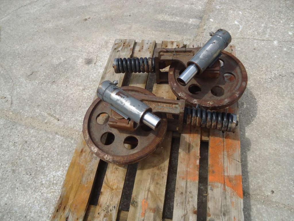 Ruota folle per Takeuchi TL10V-2 Foto 2