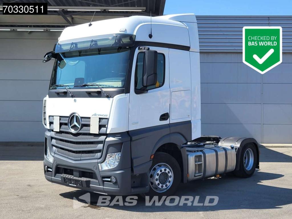 Mercedes-Benz Actros 1851 4X2 BigSpace 2x Tanks M.O.T. Foto 1