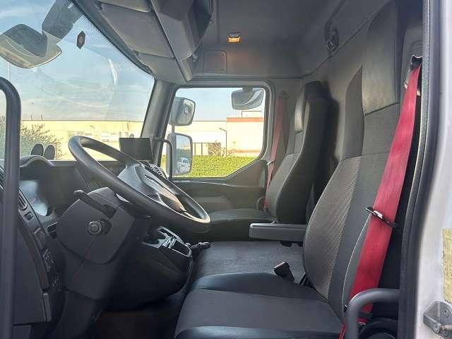 Renault D 16-240 Foto 6
