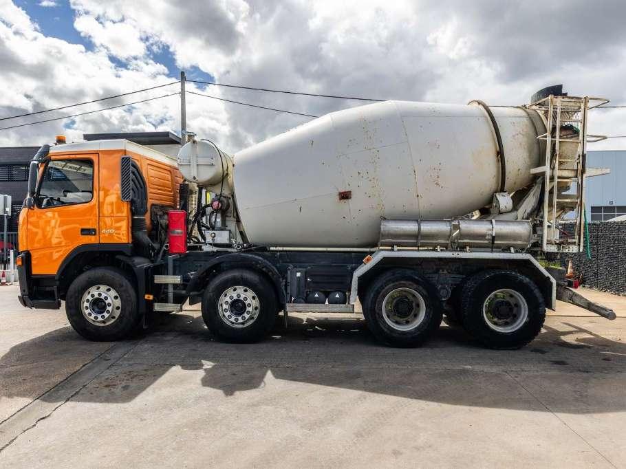 Volvo FM 12.440 +MANUAL+ LIEBHERR 9M3 Foto 2