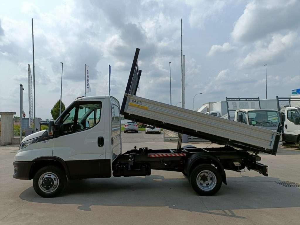 Iveco DAILY  IVECO 35C16 MOD. 2025 RIBALTABILE TRILA Foto 3