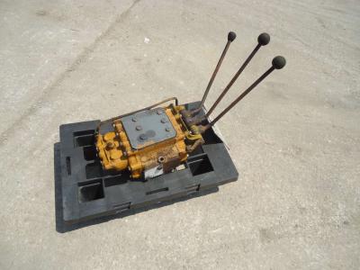 Distributore idraulico per Fiat Allis FL4C-D-L- in vendita da OLM 90 Srl