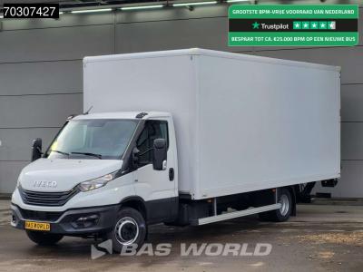 Iveco Daily 70C18 3.0L 1000KG Laadklep Luchtvering Automaat 180PK Bakwagen Dubbellucht Airco Cruise Camer in vendita da BAS World B.V.