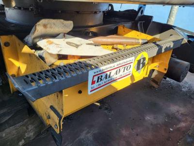Volvo steps 14622725 for Volvo EW140D, EW160D, EW160E...