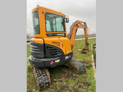 Hyundai Robex 35Z-9 in vendita da Valle Dorata Macchine