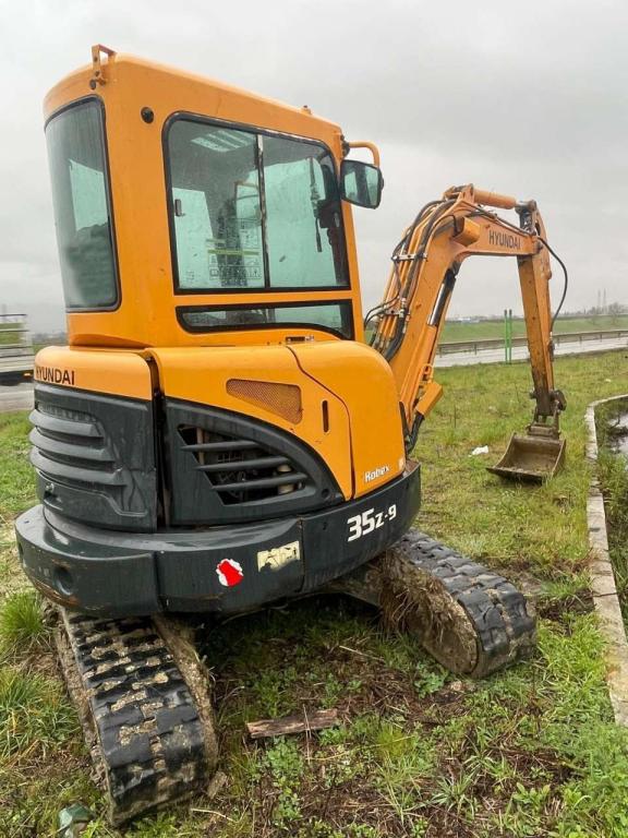 Hyundai Robex 35Z-9 Foto 1
