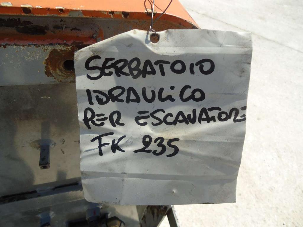 Serbatoio olio idraulico per Fiat Kobelco 235 Foto 4