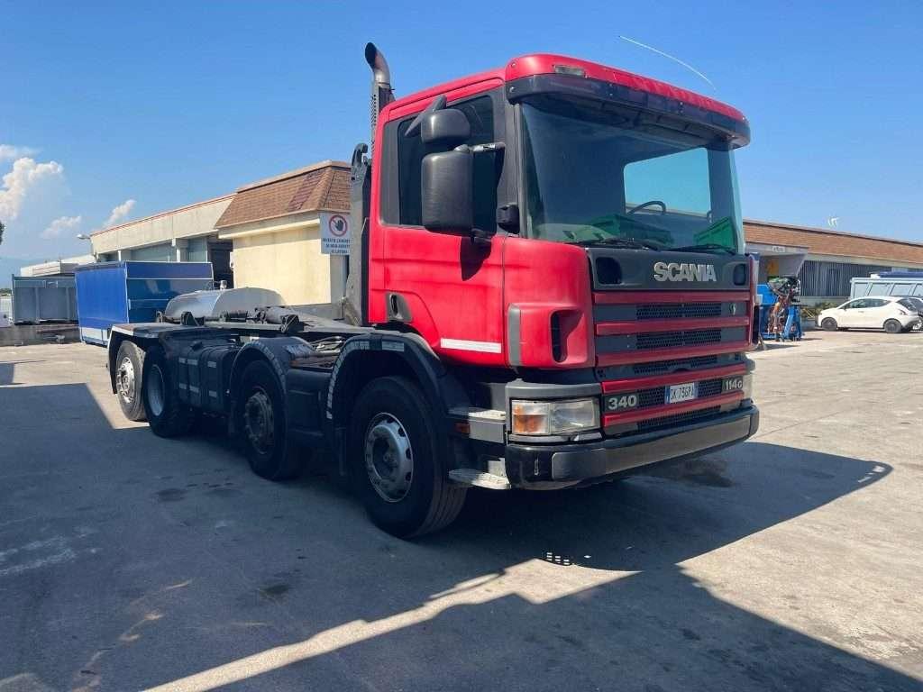 Scania CV P114 GB SCARRABILE USATO 8X2 Foto 2
