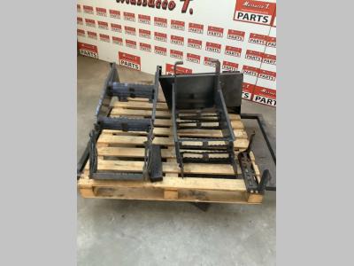 Scaletta per Hitachi ZW250-6 in vendita da Massucco T. Srl Area Ricambi