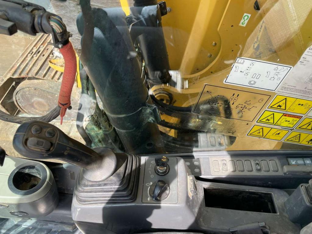 Caterpillar 328D Foto 24
