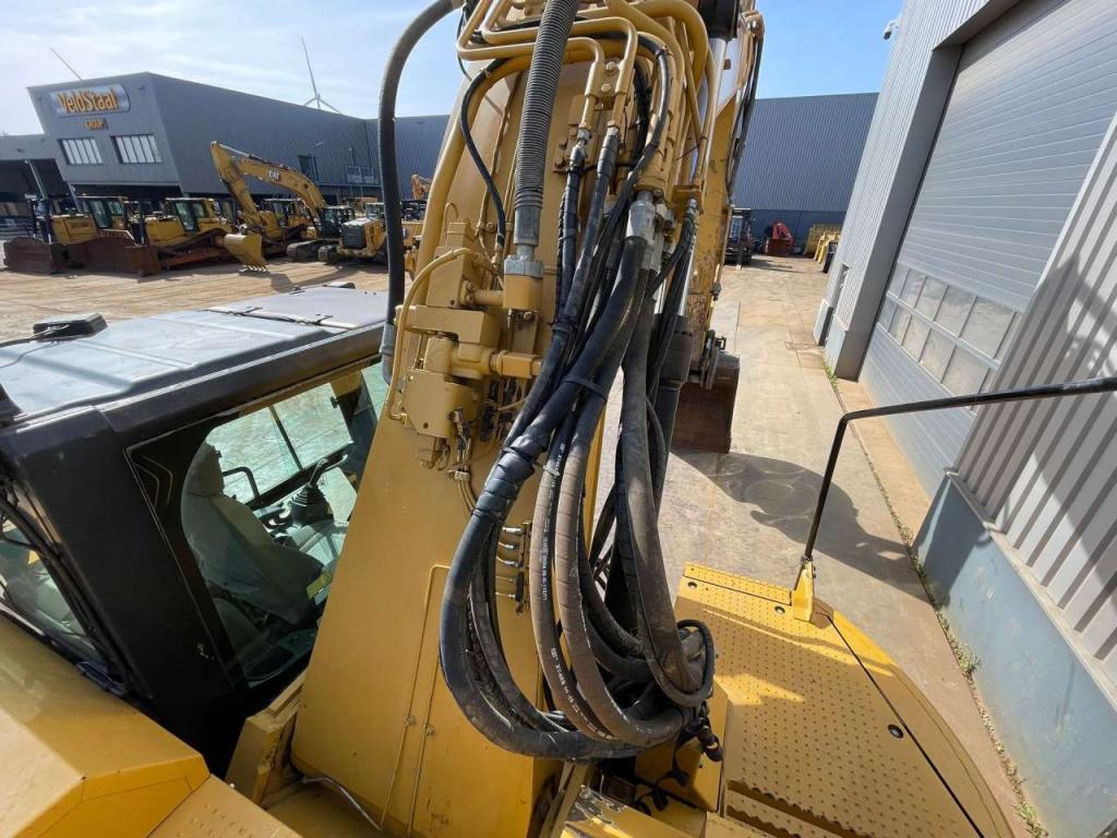 Caterpillar 328D Foto 29