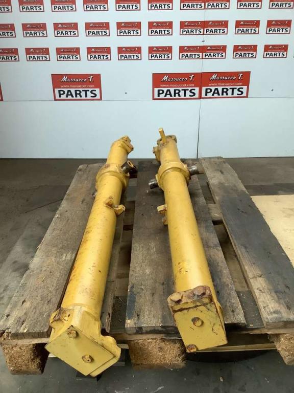 Pistone sollevamento per Fiat Hitachi FD 145 Foto 4