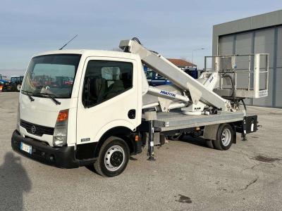 Nissan 35.11 MX 225 in vendita da Massucco T. Srl