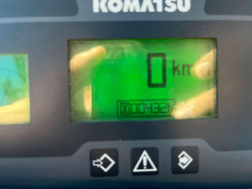 Komatsu WA100M-7 Foto 9