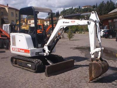 Bobcat 325
