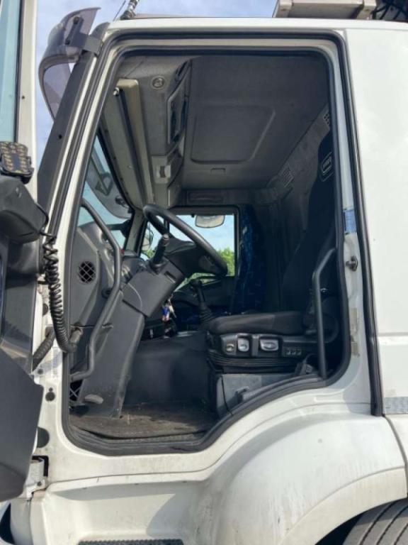 Iveco STRALIS 450 SCARRABILE USATO CON GRU Foto 10