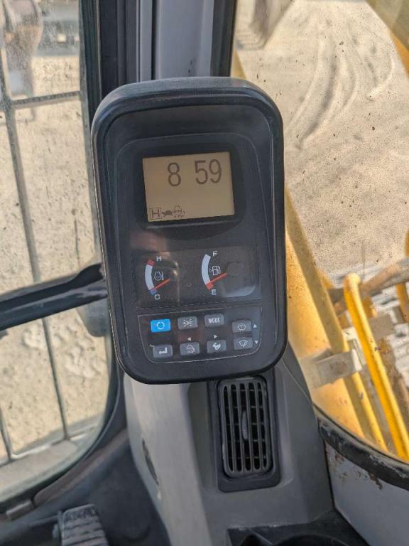 New Holland E245B Foto 15