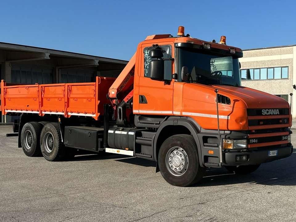 Scania T114 6x4  340CV Foto 17