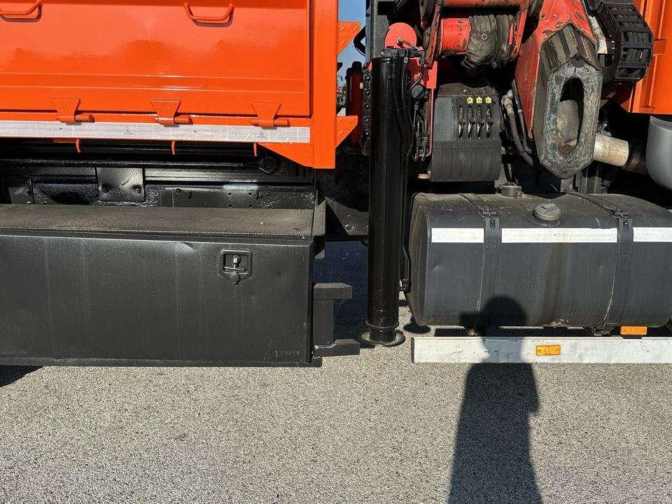 Scania T114 6x4  340CV Foto 5