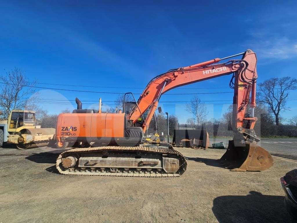 Hitachi ZX 210 LC Foto 2