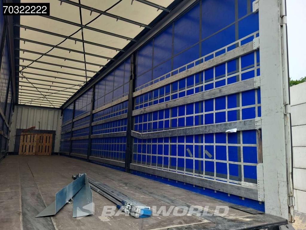Krone SD Lift Axle Palletkist Anti Vandalism Sliding Roof Foto 11
