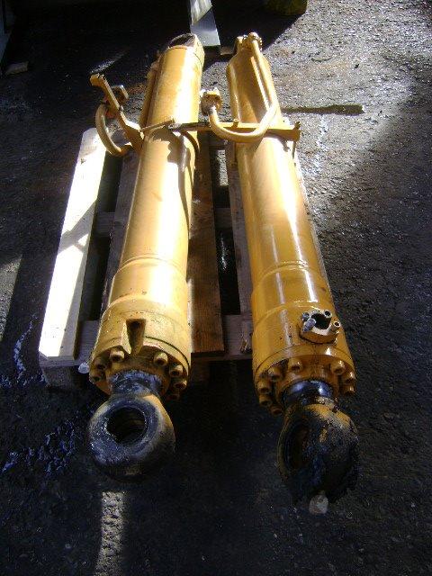 Pistone / Cilindro idraulico per Liebherr Foto 1