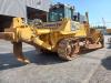 Komatsu D155A-6R (4pcs available for sale in Abu Dhabi) Foto 4 thumbnail