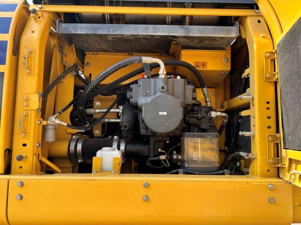 Komatsu PC490LC -11 Foto 16