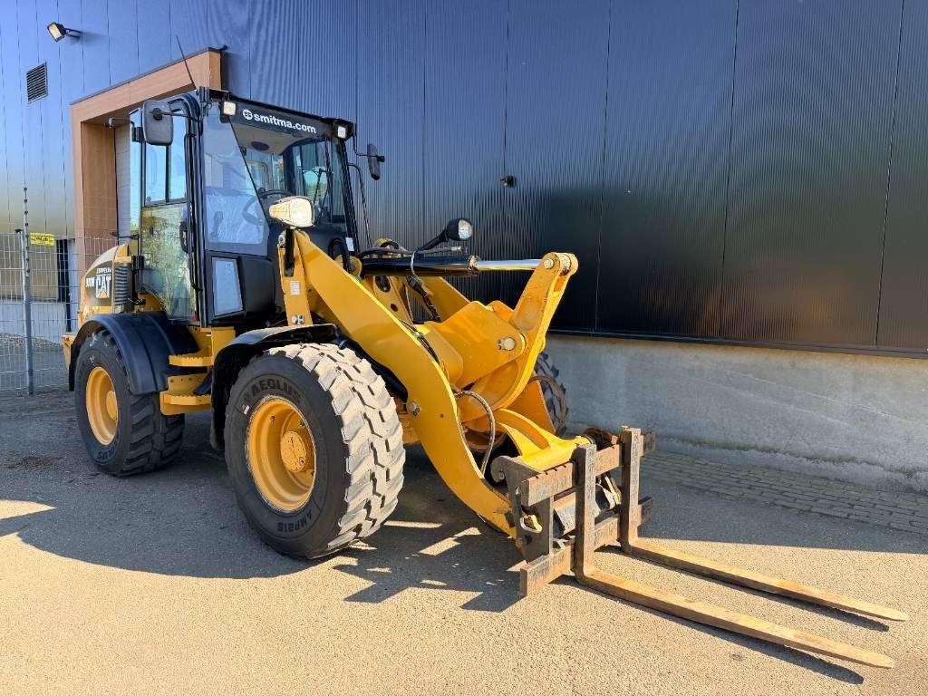 Caterpillar 908M | NEW TYRES Foto 17