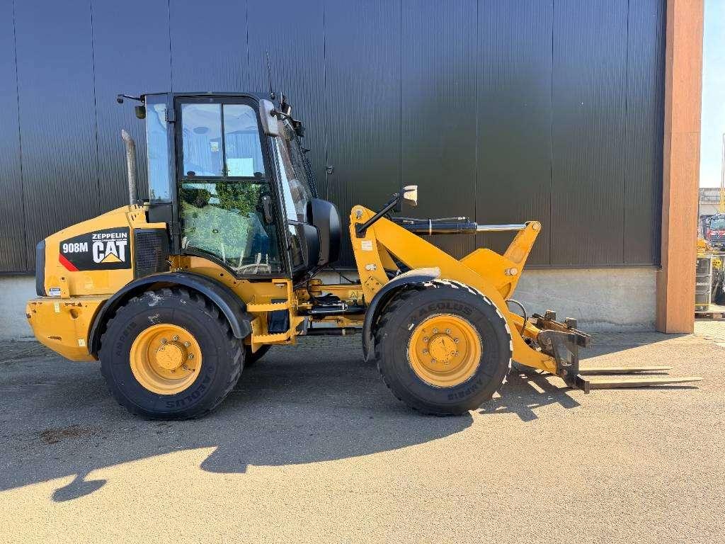 Caterpillar 908M | NEW TYRES Foto 18
