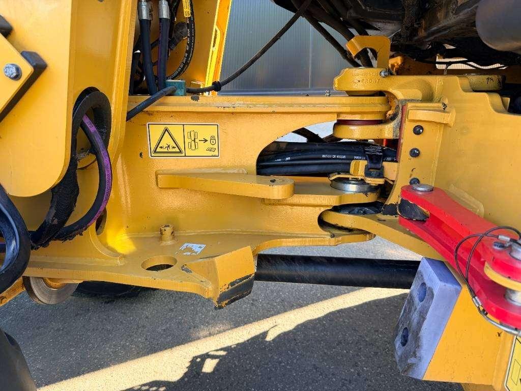 Caterpillar 908M | NEW TYRES Foto 8