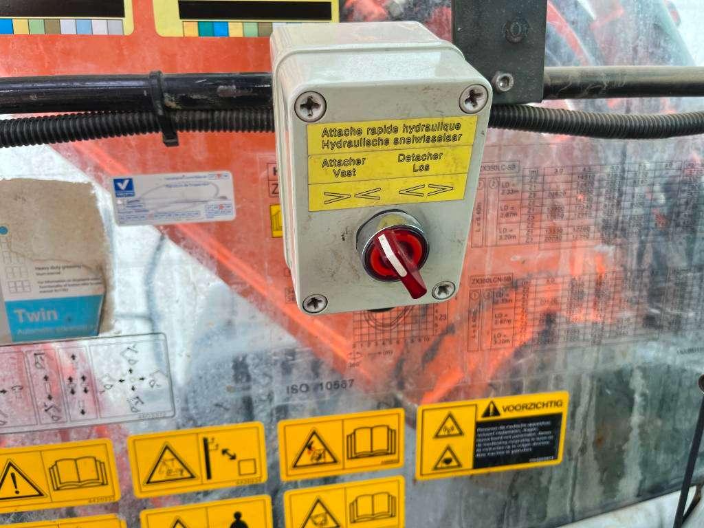 Hitachi ZX350LC-5 - Hammer Lines / Automatic Greasing Foto 13