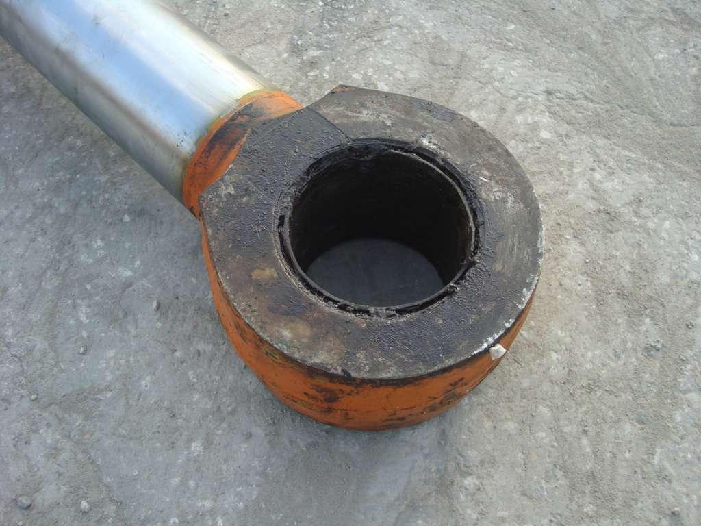 Stelo cilindro per ESCAVATORE FH330.3 Foto 2