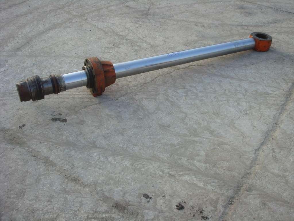Stelo cilindro per ESCAVATORE FH330.3 Foto 3