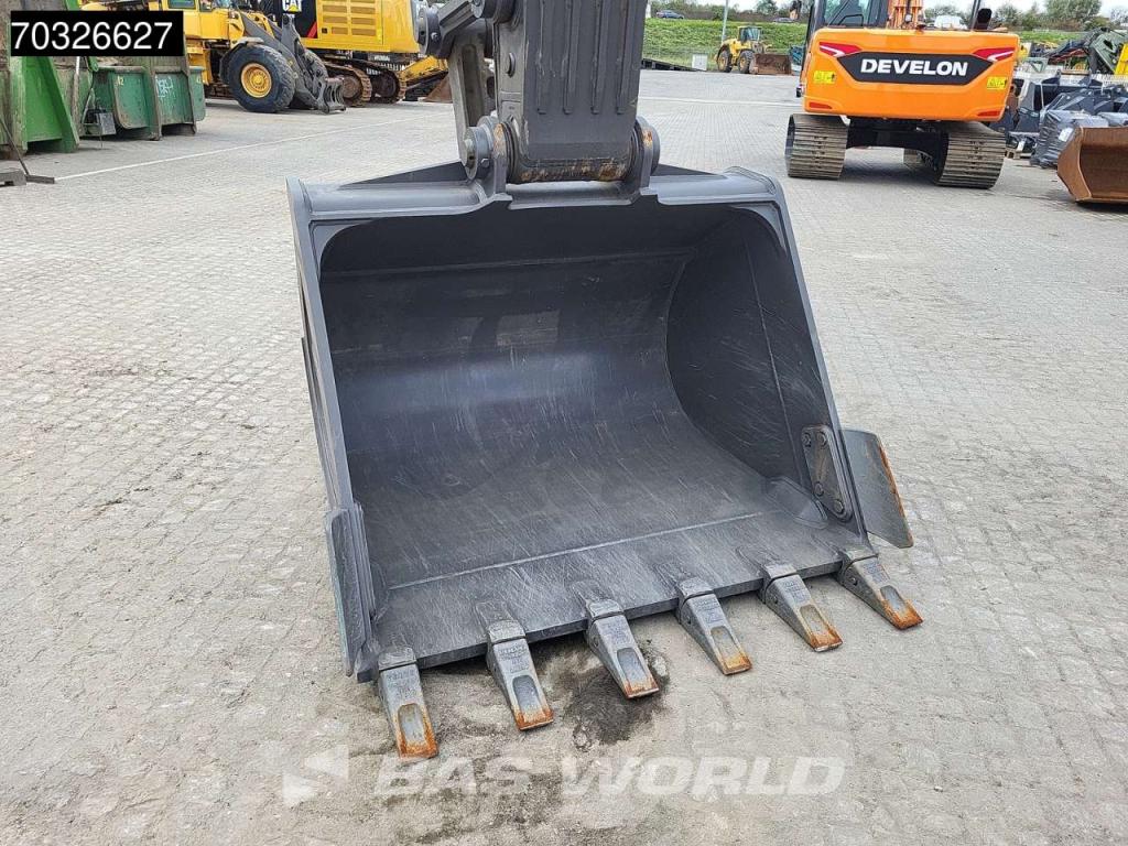 Volvo EC300 D L Foto 13