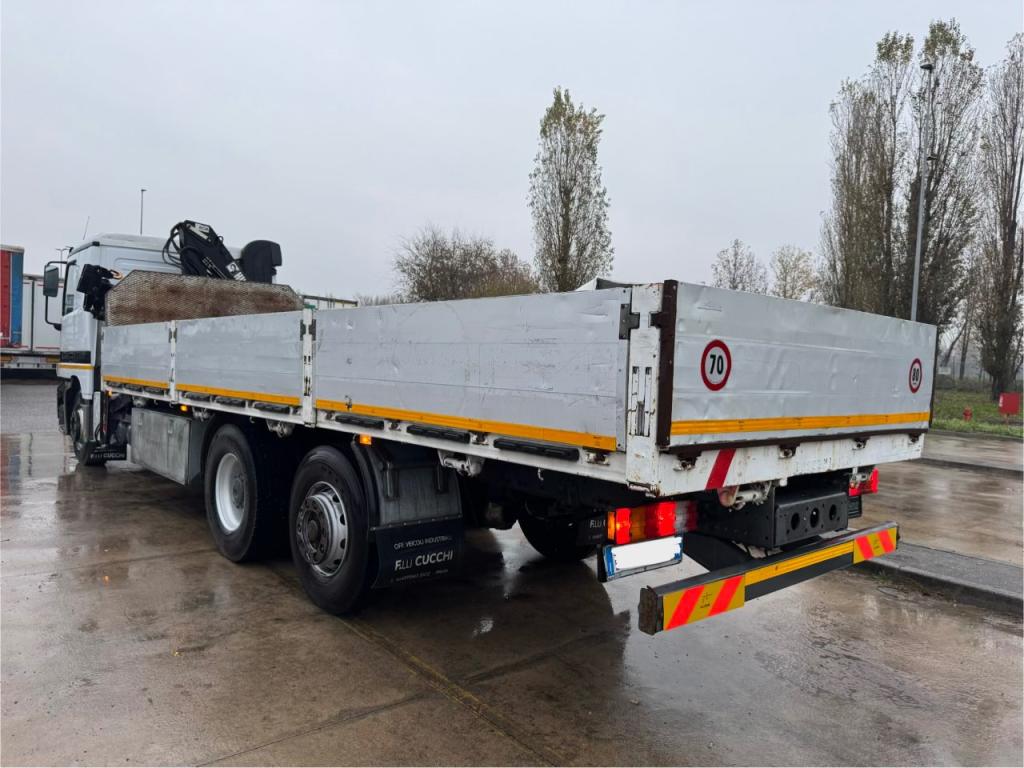Mercedes-Benz ACTROS 1831 Foto 6