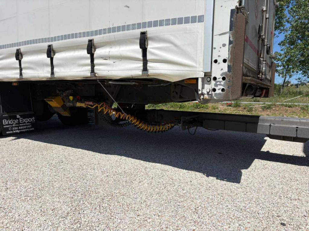 Iveco EUROCARGO 120E28 euro 6 ATTACCO BIGA Foto 10