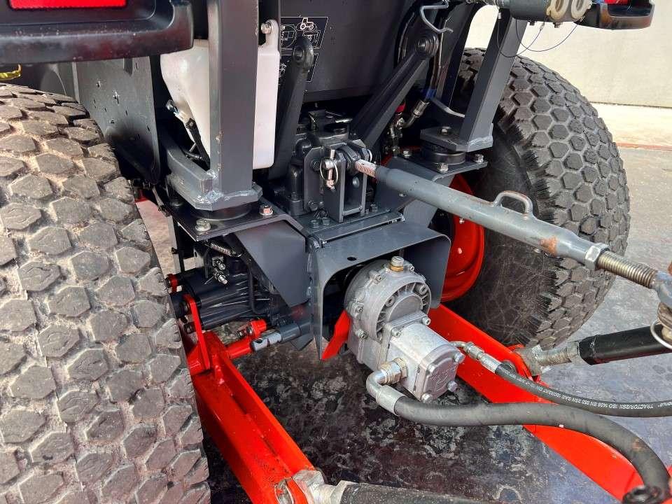 Kubota B2231 4x4 CON retro  LEWIS Foto 10