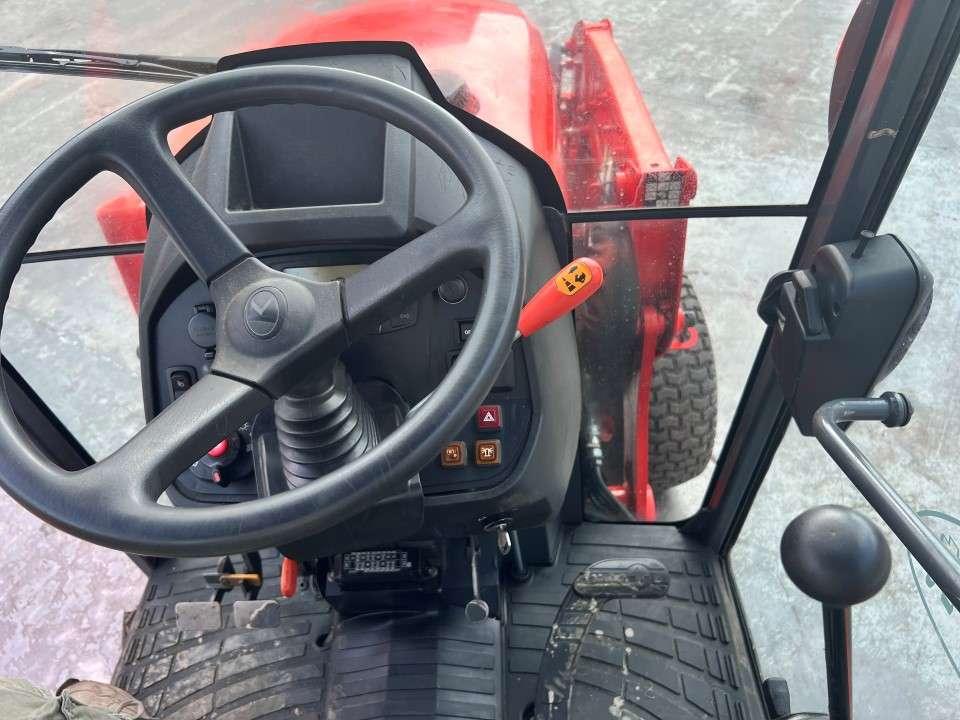 Kubota B2231 4x4 CON retro  LEWIS Foto 8