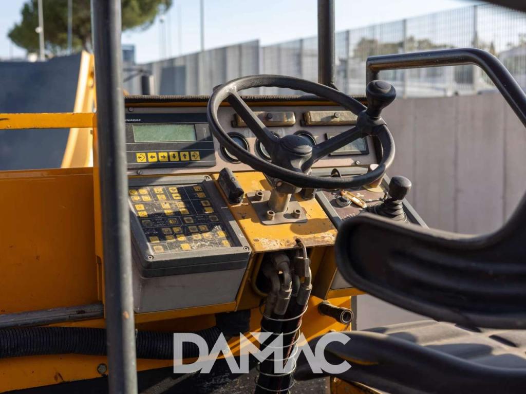 Dynapac F121-4W Foto 8