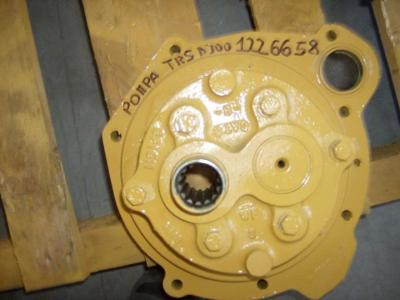 Pompa idraulica per Caterpillar D300D in vendita da CERVETTI TRACTOR Srl