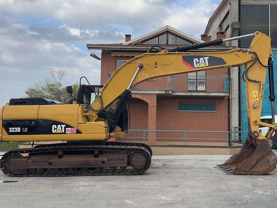 Caterpillar 323D Foto 22