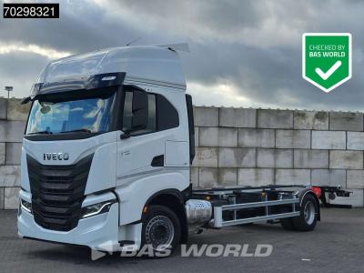Iveco S-Way 460 4X2 NEW! BDF Navi ACC LED Automatic Euro 6 in vendita da BAS World B.V.