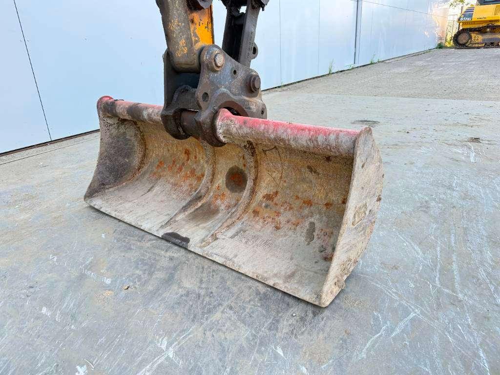 JCB 48 Z-1 - Blade / Hammer Lines Foto 15